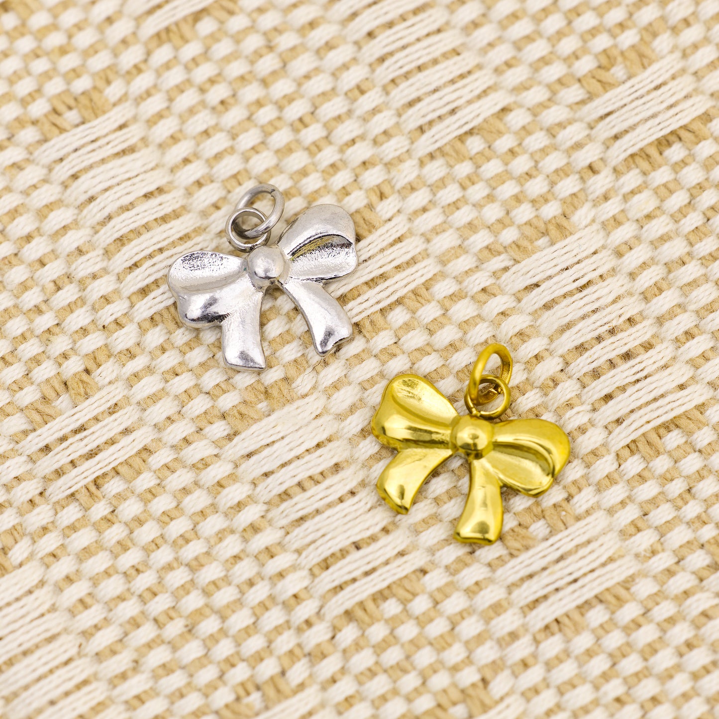 Ribbon Bow Charm